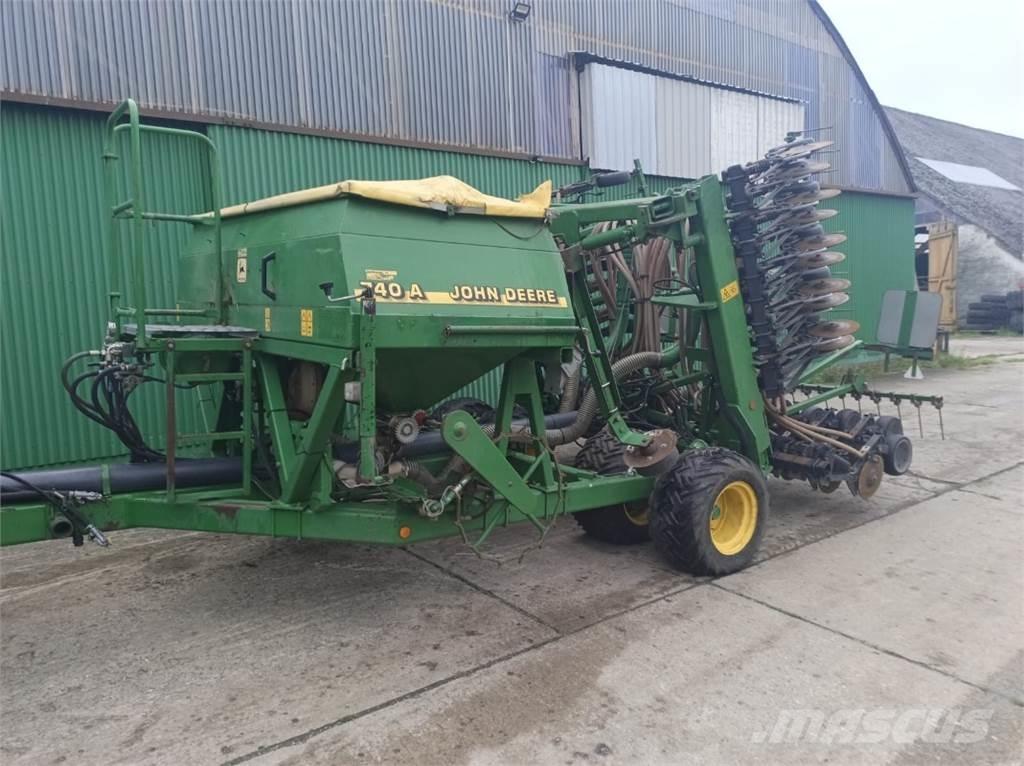 John Deere 740A Комбинированные сеялки