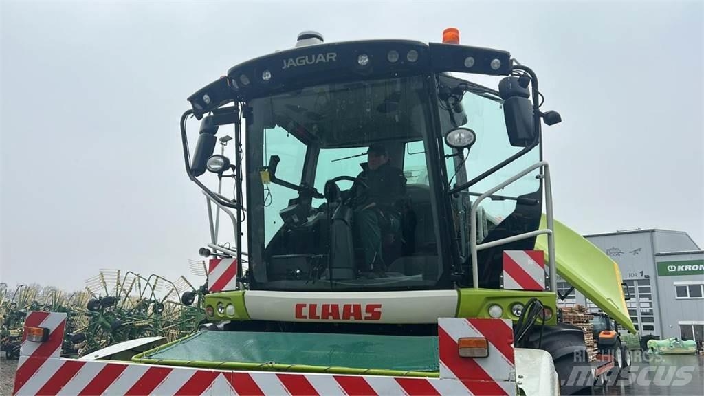 CLAAS Jaguar 970 Самоходные кормоуборочные комбайны