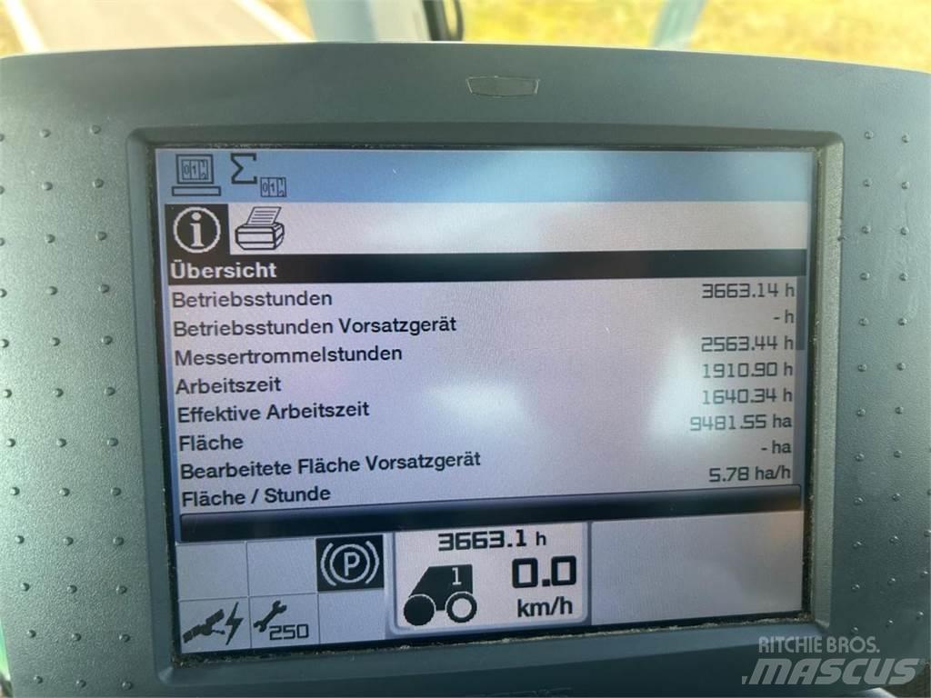 CLAAS Jaguar 970 Самоходные кормоуборочные комбайны