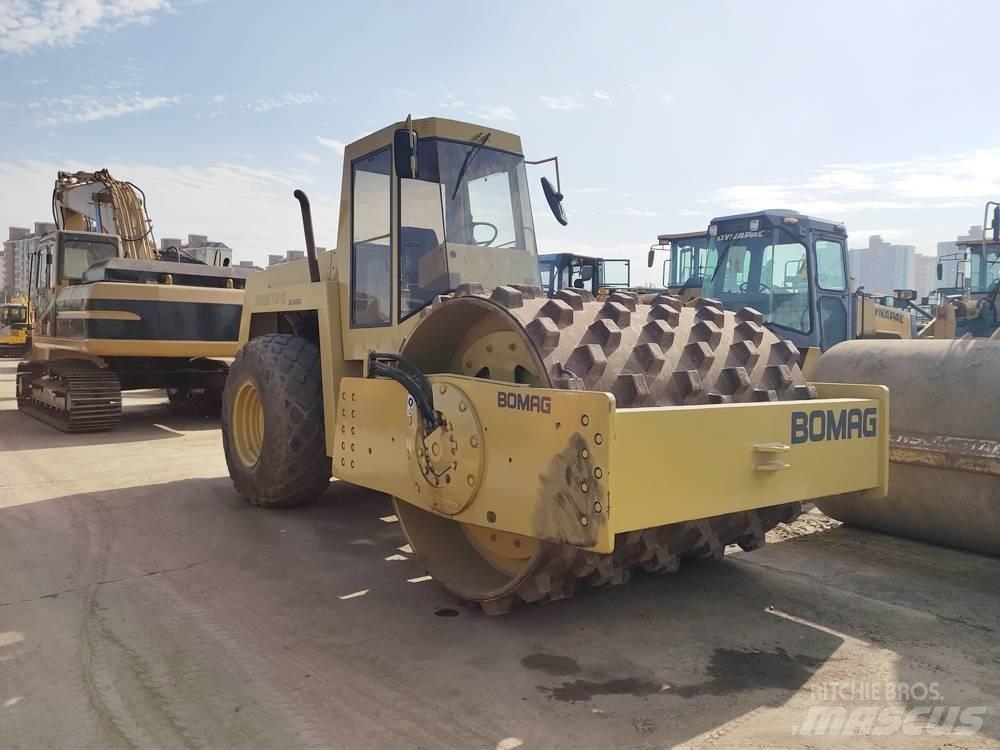 Bomag BW 217 Грунтовые катки
