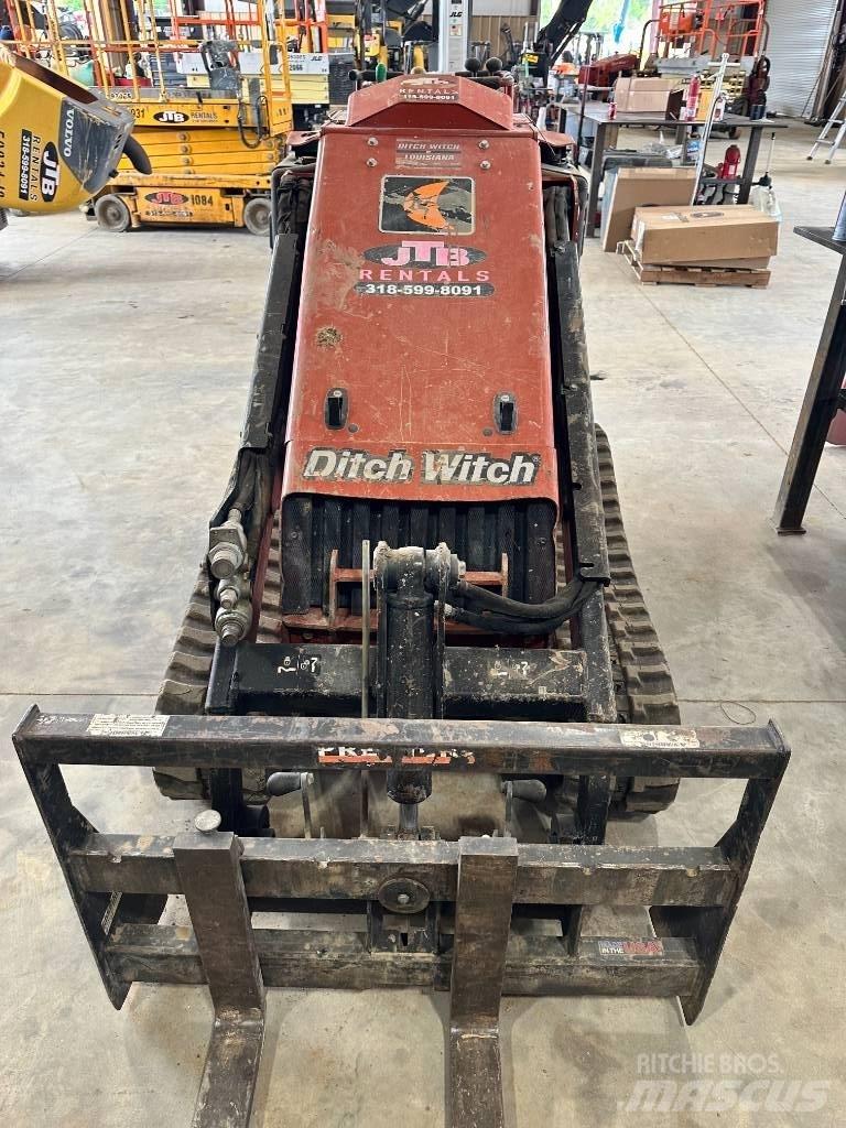 Ditch Witch SK 1050 Мини-погрузчики