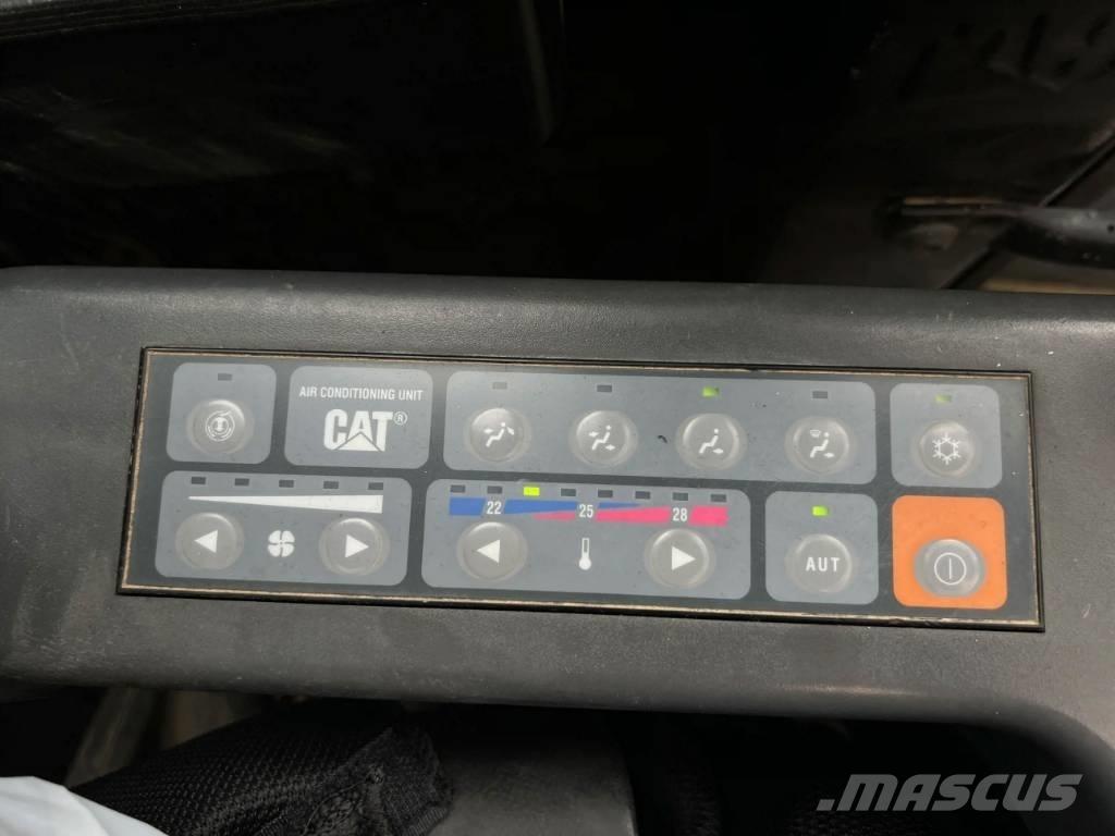 CAT 321D LCR Гусеничные экскаваторы
