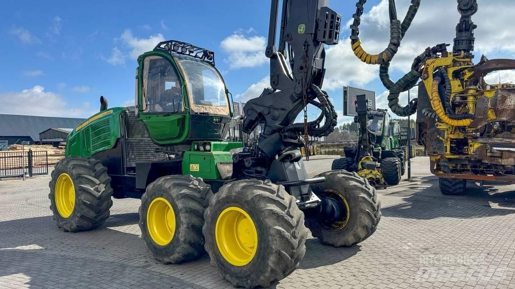 John Deere 1270 E Харвестеры