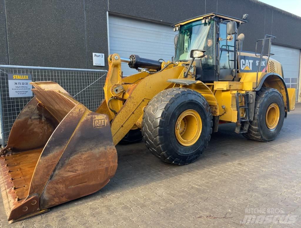 CAT 972K Фронтальные погрузчики
