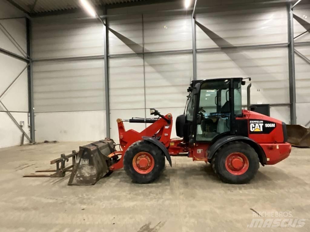 CAT 906 M Фронтальные погрузчики