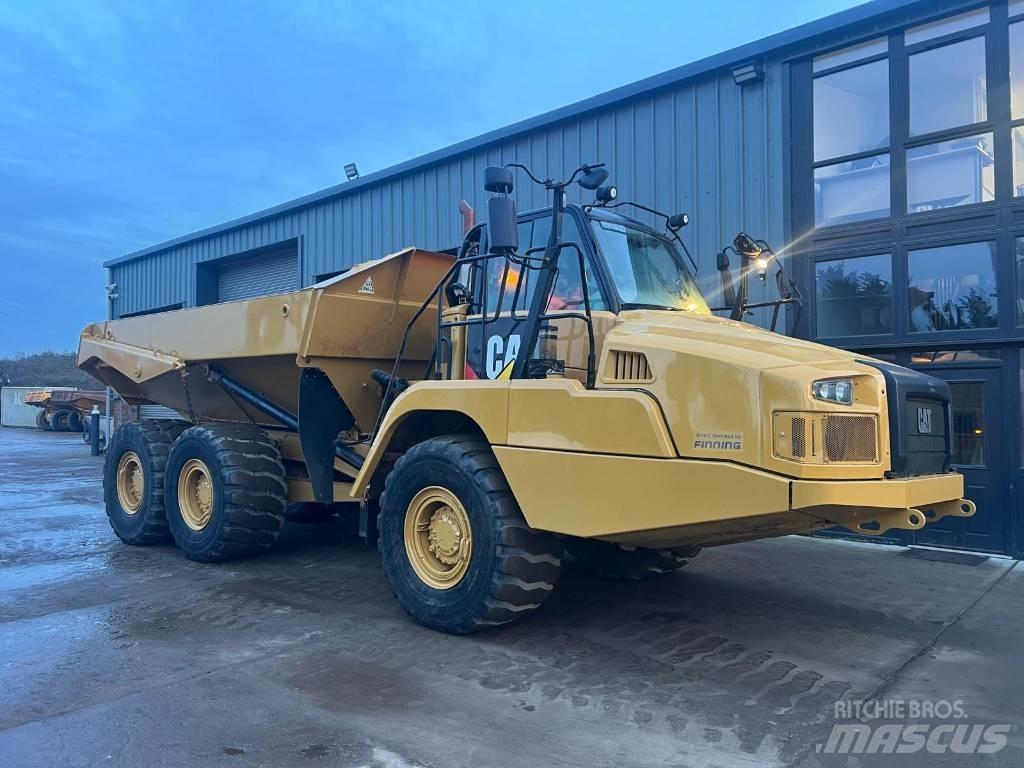 CAT 730 C Шарнирно-сочленённые самосвалы