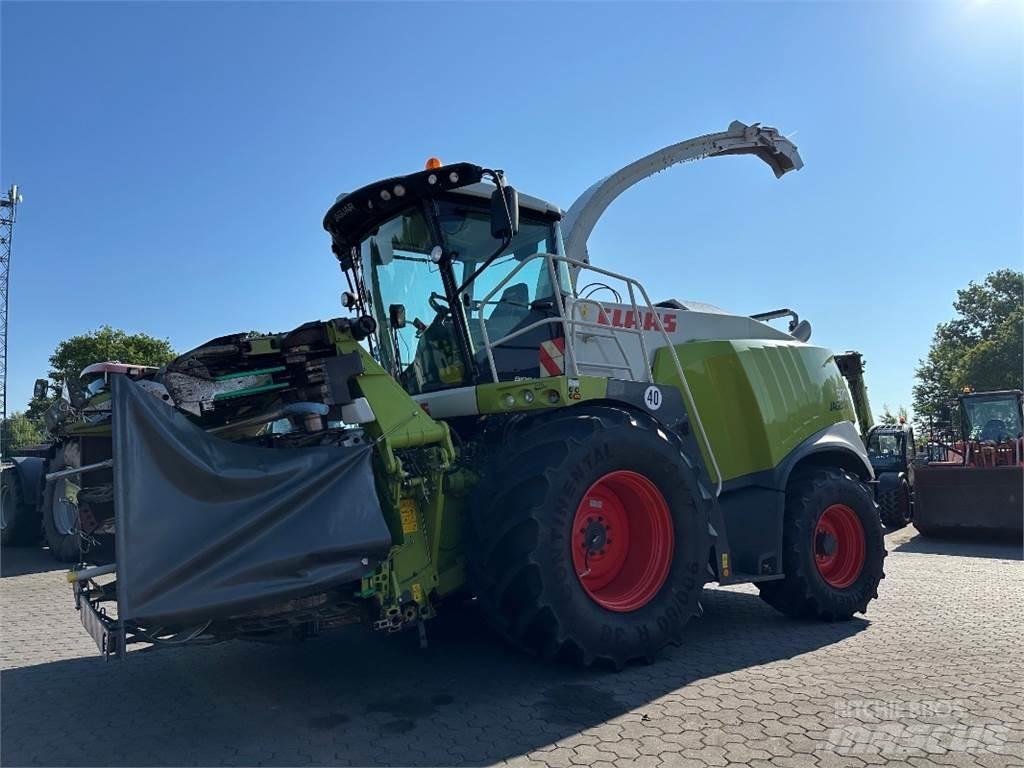 CLAAS Jaguar 970 Прицепные кормоуборочные комбайны