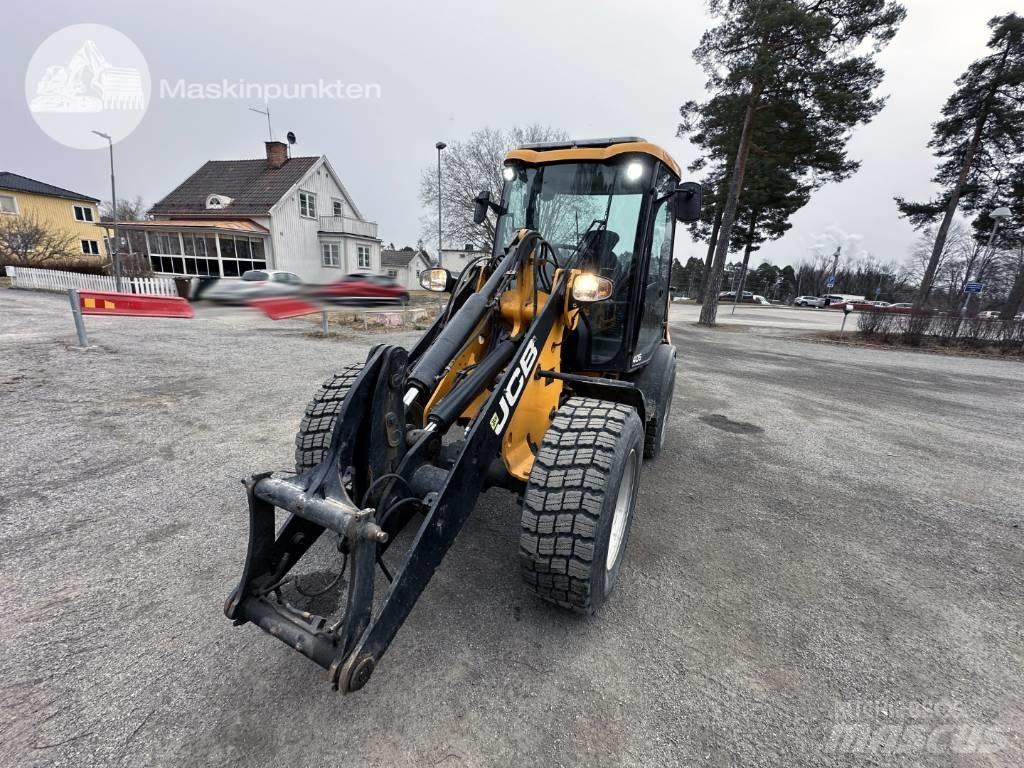 JCB 406 Фронтальные погрузчики