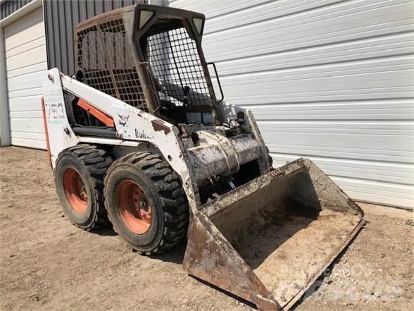 Bobcat 753 Мини-погрузчики