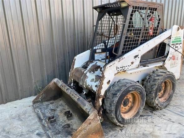 Bobcat 753 Мини-погрузчики