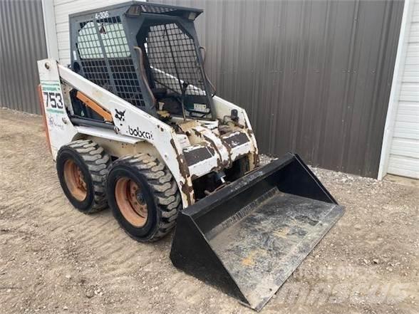 Bobcat 753 Мини-погрузчики