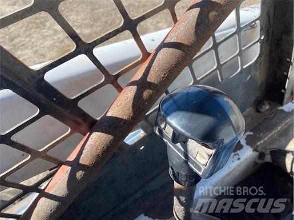 Bobcat 763 Мини-погрузчики