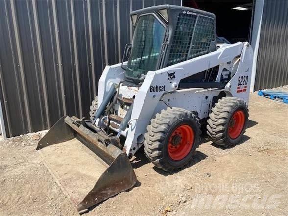 Bobcat S220 Мини-погрузчики