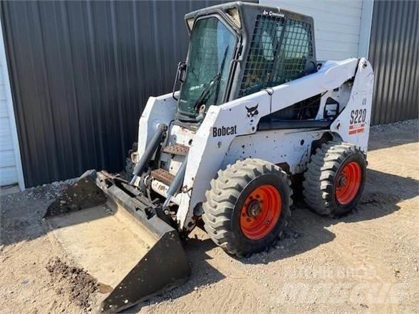 Bobcat S220 Мини-погрузчики