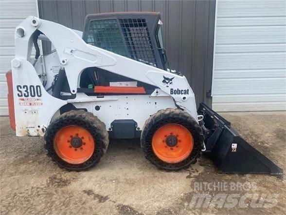 Bobcat S300 Мини-погрузчики