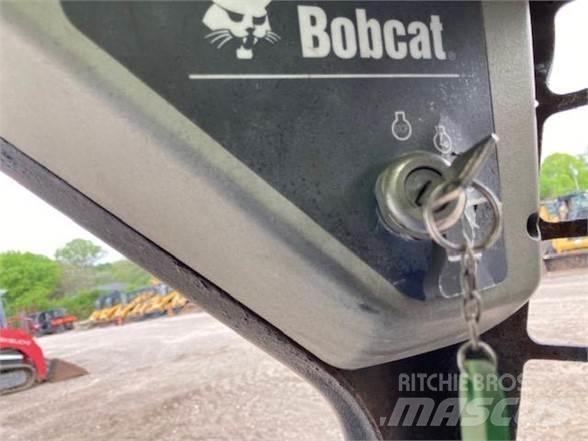 Bobcat T140 Мини-погрузчики