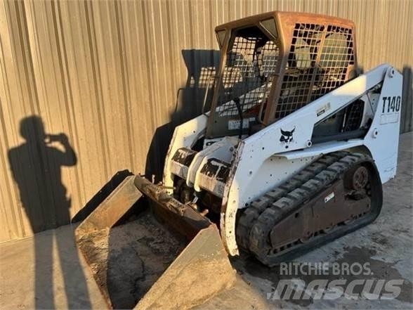 Bobcat T140 Мини-погрузчики