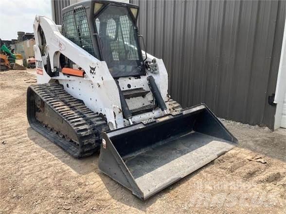 Bobcat T300 Мини-погрузчики