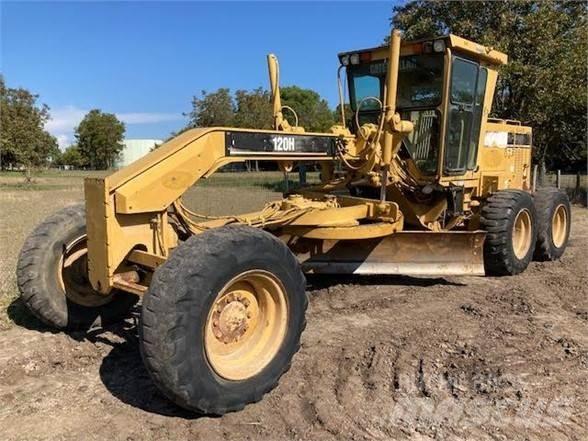 CAT 120H Грейдеры