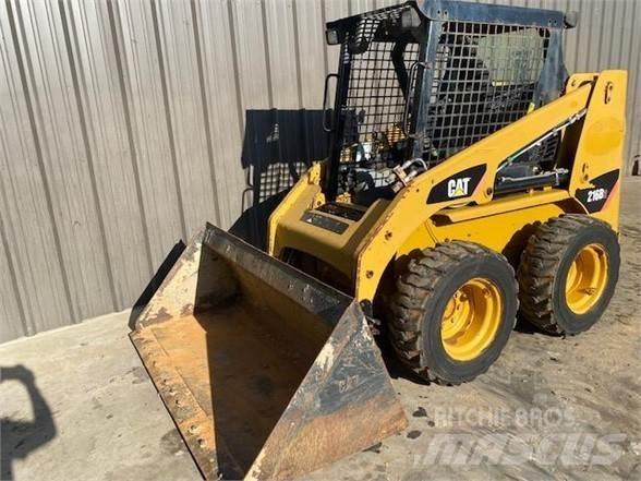 CAT 216B2 Мини-погрузчики
