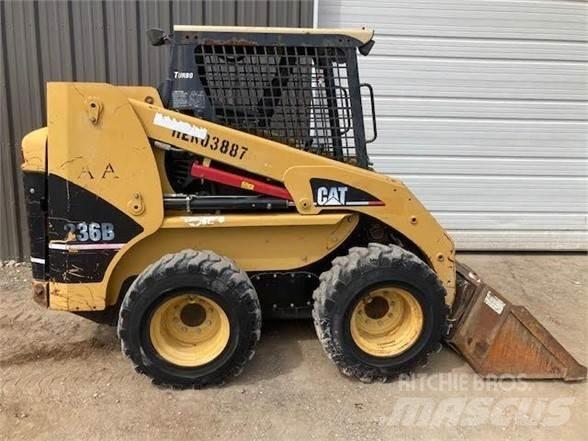 CAT 236B Мини-погрузчики