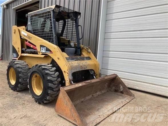 CAT 236B Мини-погрузчики