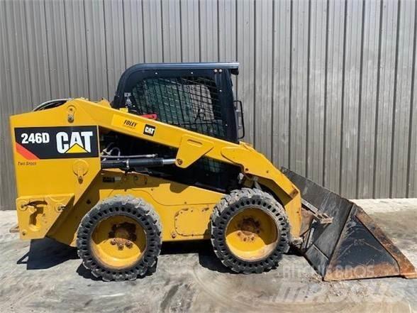 CAT 246D Мини-погрузчики