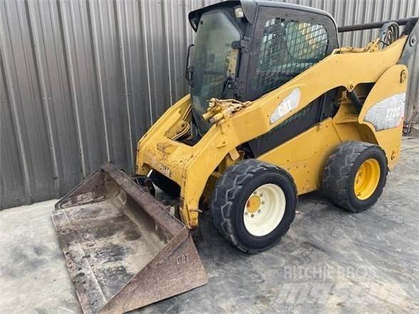 CAT 272C Мини-погрузчики