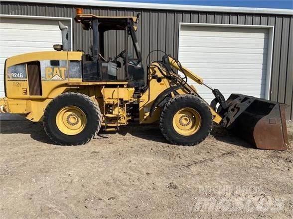 CAT 924G Фронтальные погрузчики