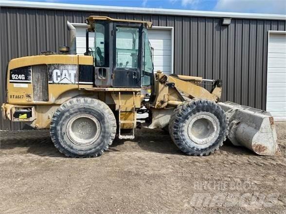 CAT 924G Фронтальные погрузчики
