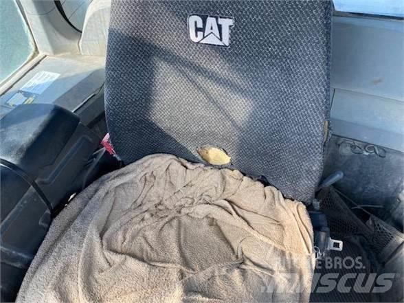 CAT 924K Фронтальные погрузчики