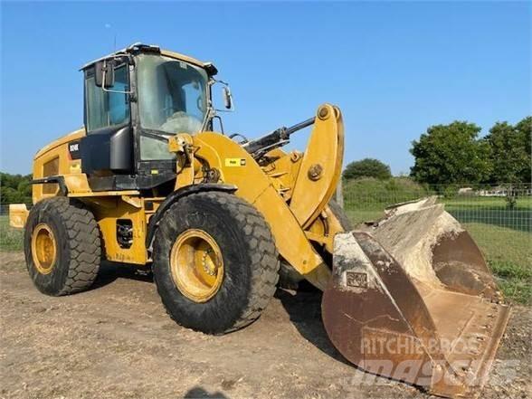CAT 924K Фронтальные погрузчики