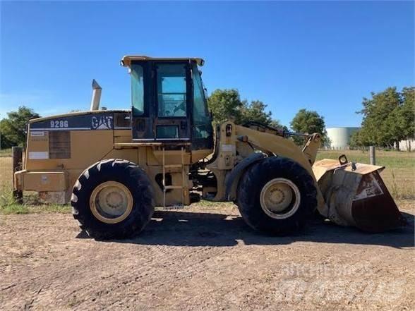 CAT 928G Фронтальные погрузчики