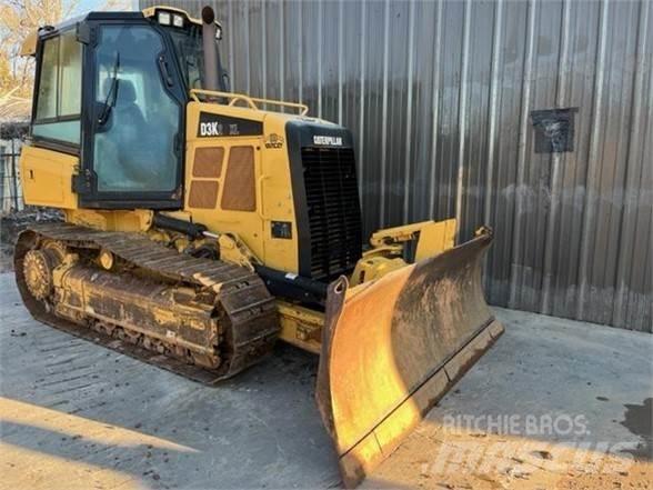 CAT D3K2 Гусеничные бульдозеры