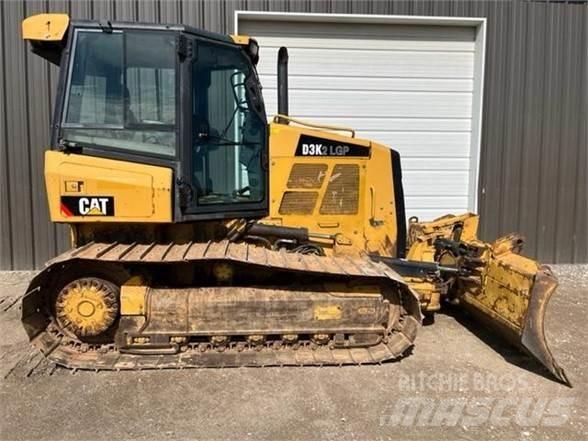 CAT D3K2 LGP Гусеничные бульдозеры
