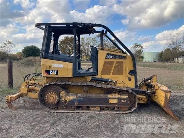 CAT D3K2 XL Гусеничные бульдозеры