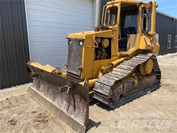 CAT D4H Гусеничные бульдозеры