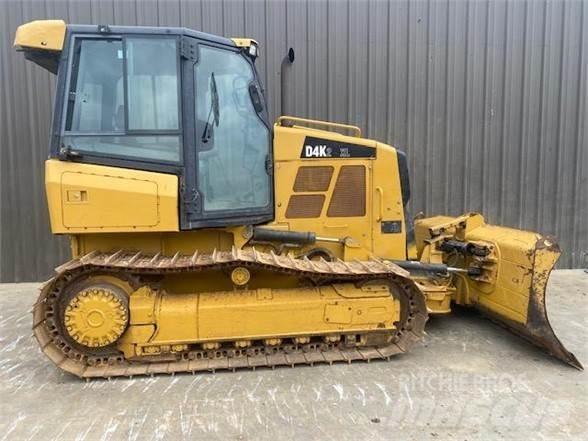 CAT D4K2 XL Гусеничные бульдозеры