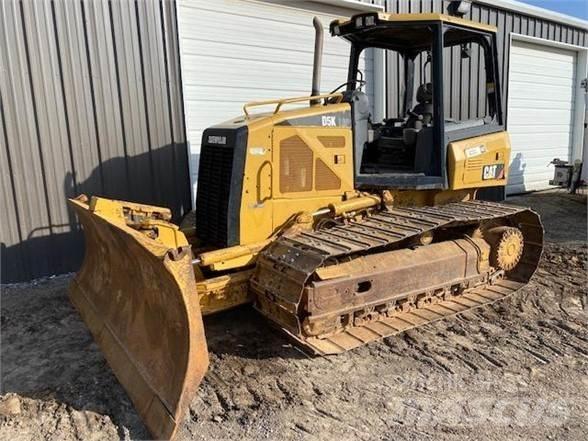 CAT D5K LGP Гусеничные бульдозеры