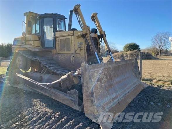 CAT D7H II Гусеничные бульдозеры
