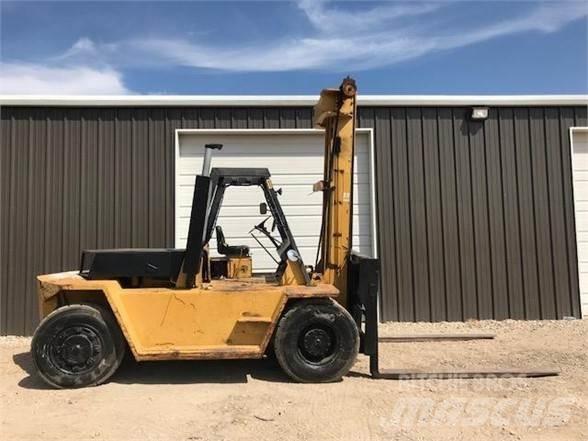 CAT V225B Дизельные погрузчики
