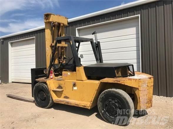 CAT V225B Дизельные погрузчики