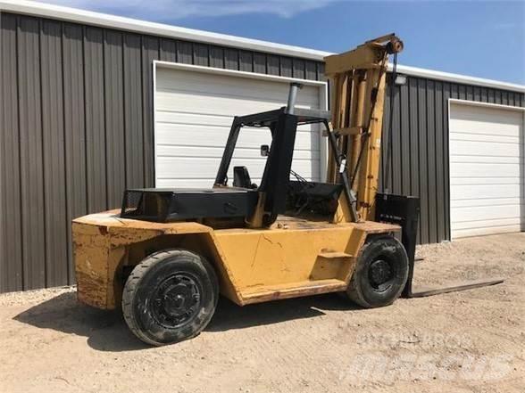 CAT V225B Дизельные погрузчики