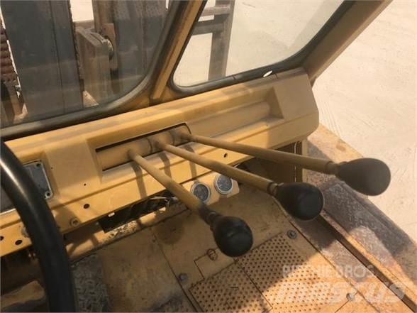 CAT V250 Дизельные погрузчики