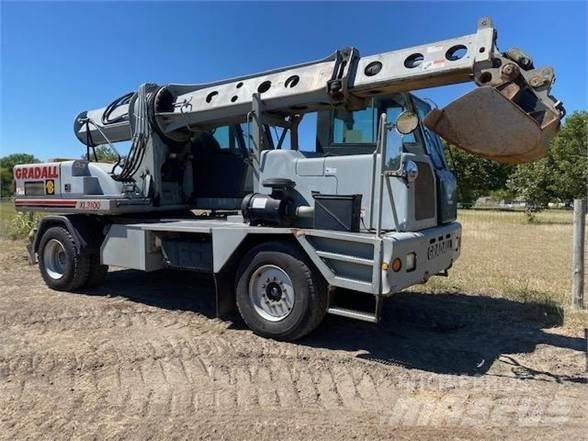 Gradall XL3100 Колёсные экскаваторы