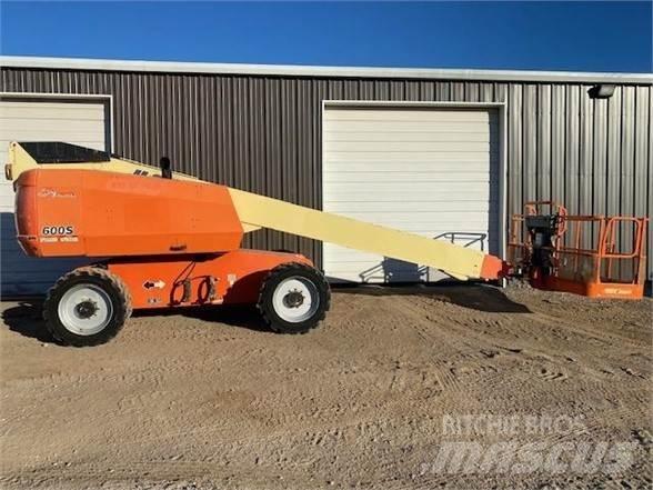 JLG 600S Телескопические подъемники