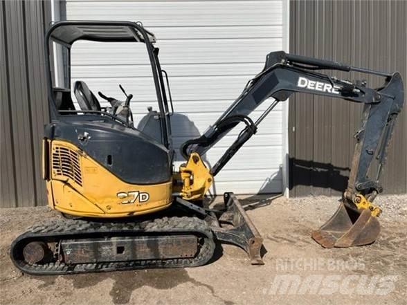 John Deere 27D Мини-экскаваторы