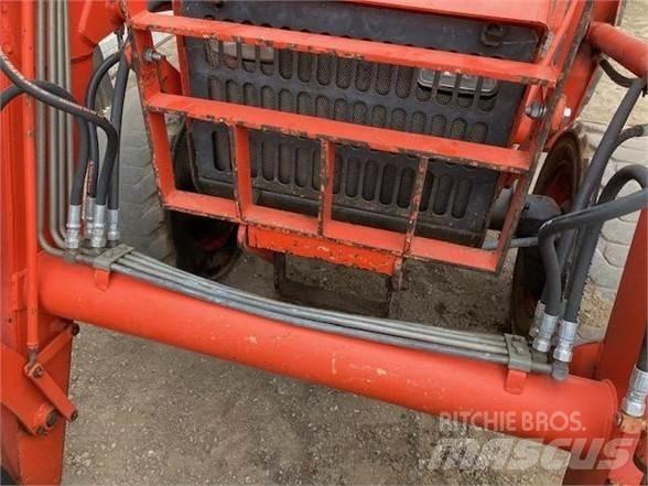 Kubota L35 Фронтальные погрузчики