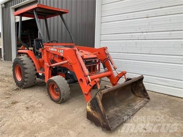 Kubota L35 Фронтальные погрузчики