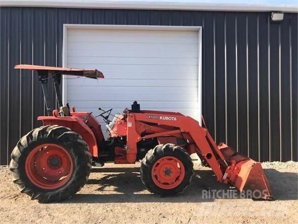 Kubota M4700 Трактора